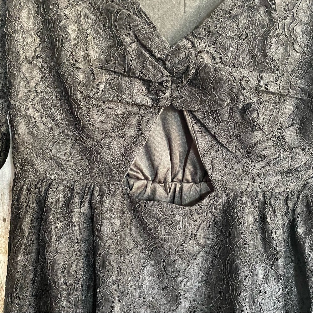 NWT NSR Black Lace Puff Sleeve Stretch Dress - Picture 2 of 6